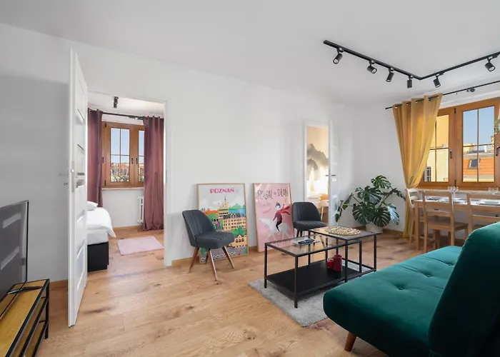 Comfortable Two-Bedroom Apartment Poznan By Noclegi Renters