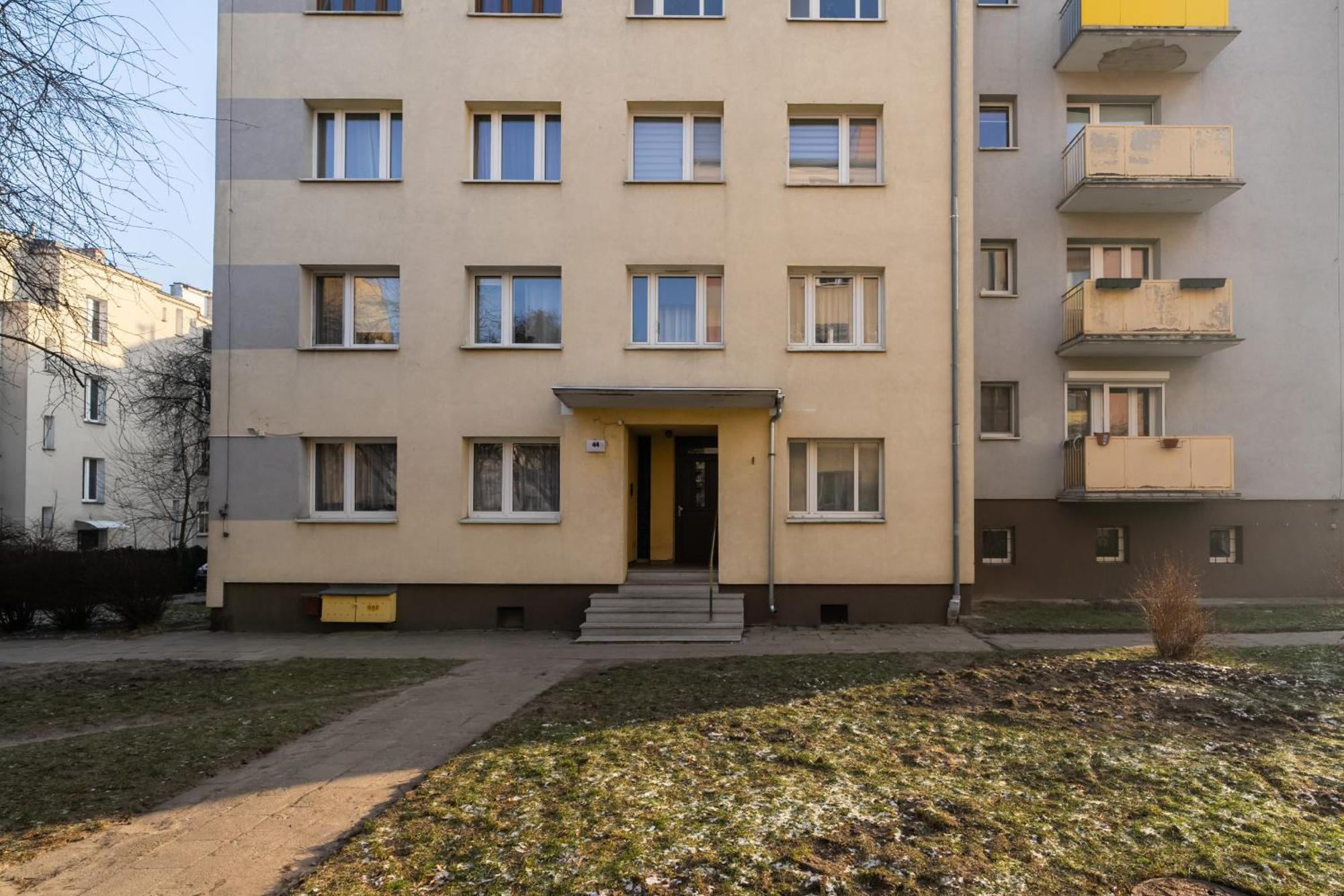 Comfortable Two-bedroom By Renters Posen